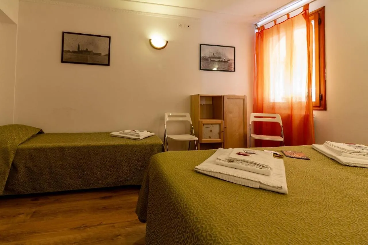 Veneziacentopercento Rooms Venetië